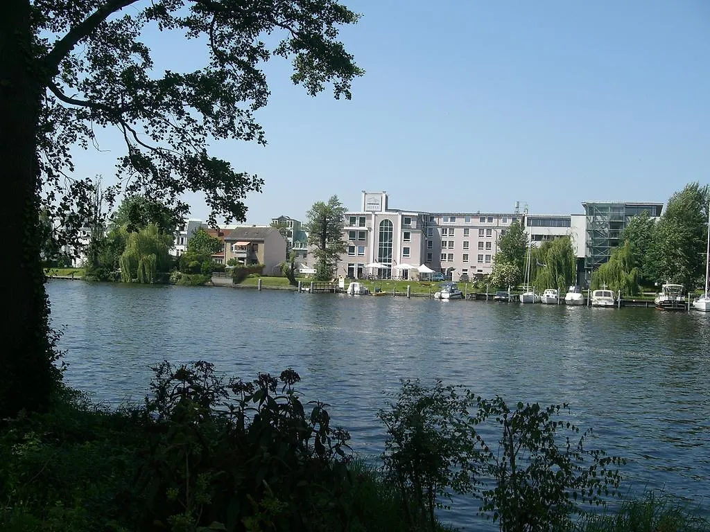 Hotel Am Schloss Koepenick By Golden Tulip Berlin
